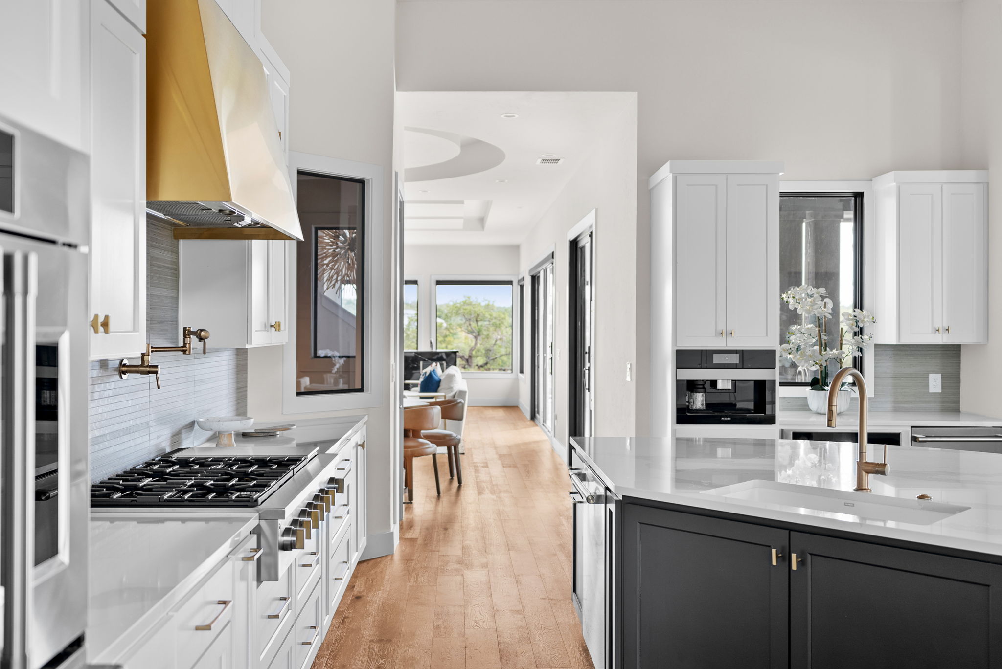 Luxury kitchen with marble countertops Austin, TX